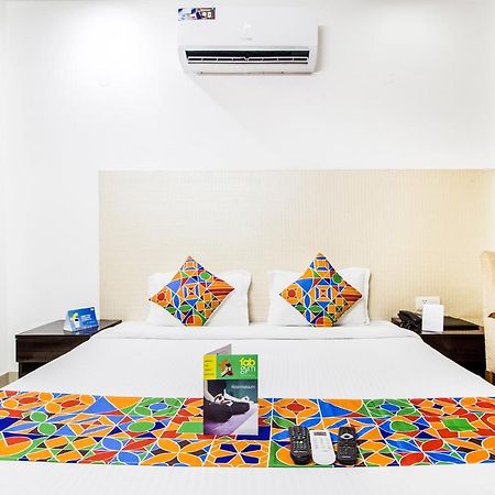 Fabexpress Exotica II - Fully Vaccinated Staff Noida Exterior photo